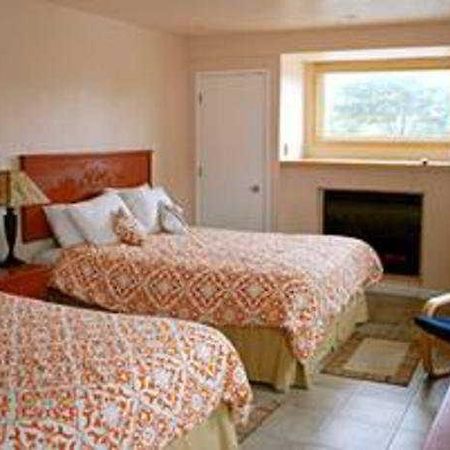 Anton Inn Пасифик Гров Экстерьер фото